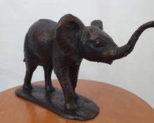 Load image into Gallery viewer, Pure Bronze Elephant Limited 1/10