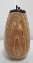 Load image into Gallery viewer, Spalted Beech Box with Wengewood lid