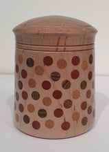 Load image into Gallery viewer, Maple box with inlays