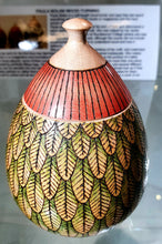 Load image into Gallery viewer, Sycamore Leaf Box.