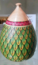 Load image into Gallery viewer, Sycamore large Leaf Box.