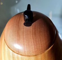 Load image into Gallery viewer, English Cherry Box with steamed pear lid & Black wood