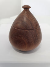 Load image into Gallery viewer, Walnut Box
