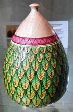 Load image into Gallery viewer, Sycamore large Leaf Box.
