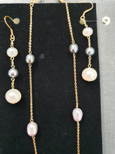 Load image into Gallery viewer, Stainless steel necklace and earrings with fresh water pearls
