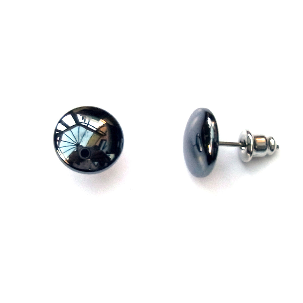 Haematite studs